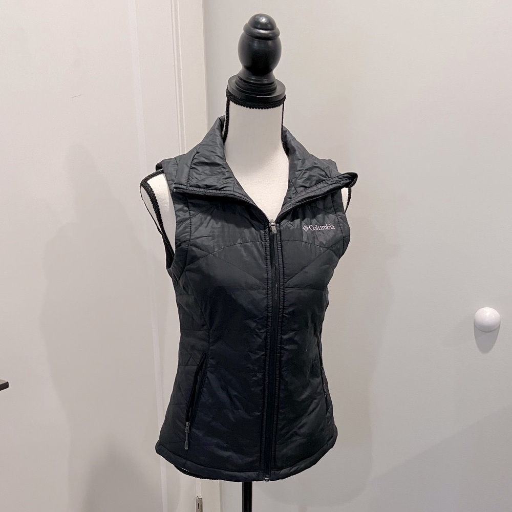 XS Black Omni Heat Columbia Vest